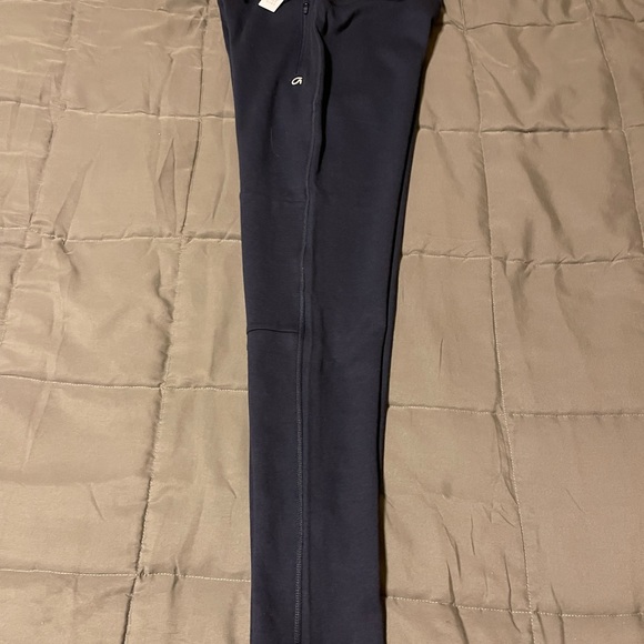 Boys blue Gap sweatpants - never worn - Picture 5 of 7